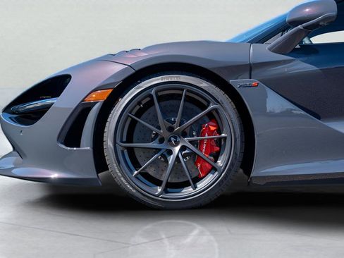 New 2027 McLaren 750S Spider RWD image 20