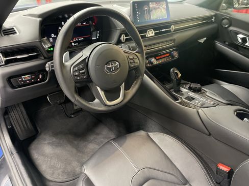 Used 2025 Toyota Supra Premium image 30