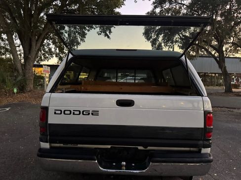 Used 2001 Dodge Ram 2500 Truck 2WD Quad Cab image 16