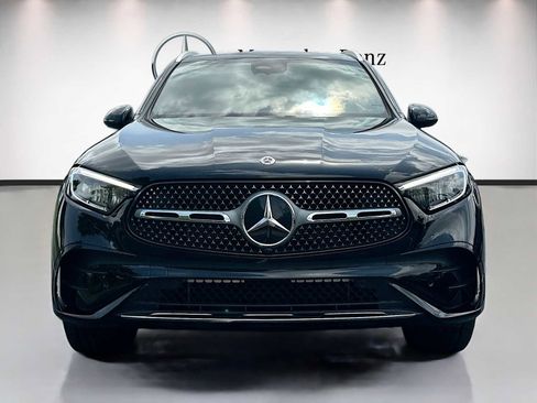 Used 2024 Mercedes-Benz GLC 300 4MATIC image 2
