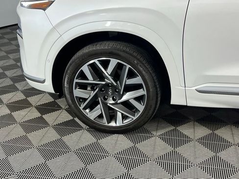 Used 2023 Hyundai Santa Fe Calligraphy image 12