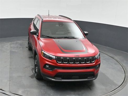 New 2026 Jeep Compass Latitude image 36
