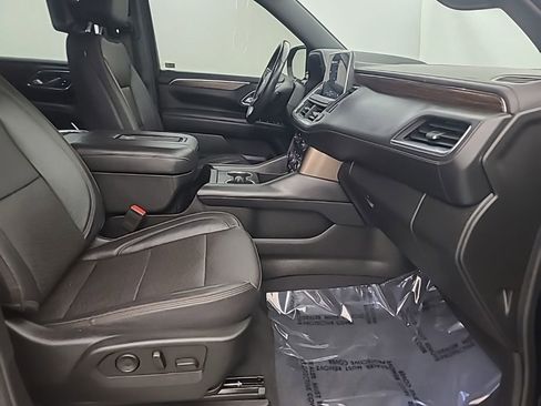 Used 2023 Chevrolet Tahoe High Country w/ Advanced Technology Package AWD/4WD image 12