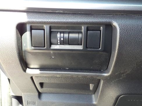 Used 2024 Subaru Impreza 2.0i image 21