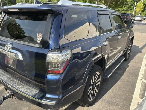 Used 2020 Toyota 4Runner Limited AWD/4WD image 8