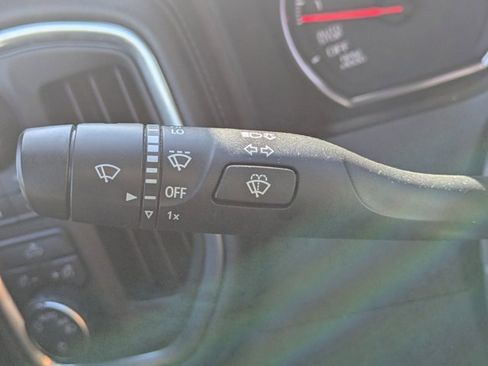 Used 2020 Chevrolet Silverado 1500 LT w/ All-Star Edition image 28