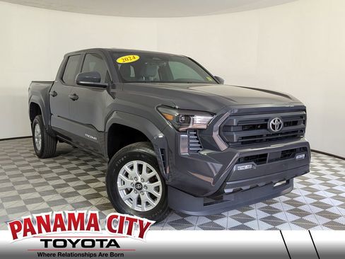 Used 2024 Toyota Tacoma SR5 AWD/4WD image 1