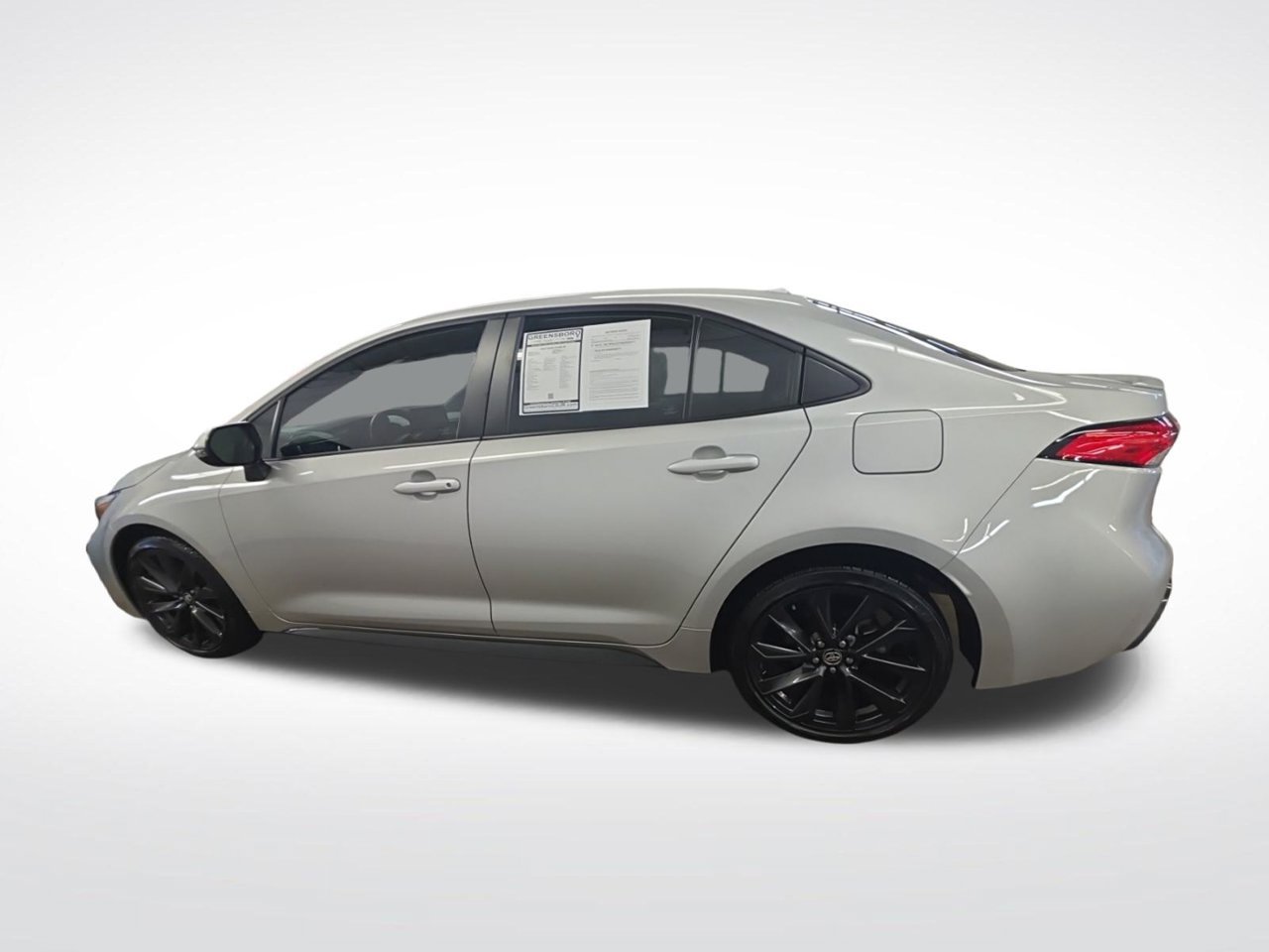 Used 2024 Toyota Corolla SE FWD image 5