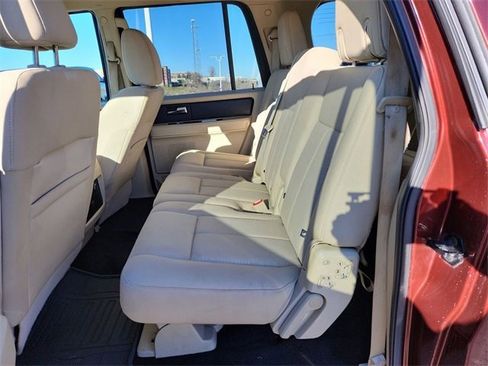 Used 2015 Ford Expedition EL XL image 22
