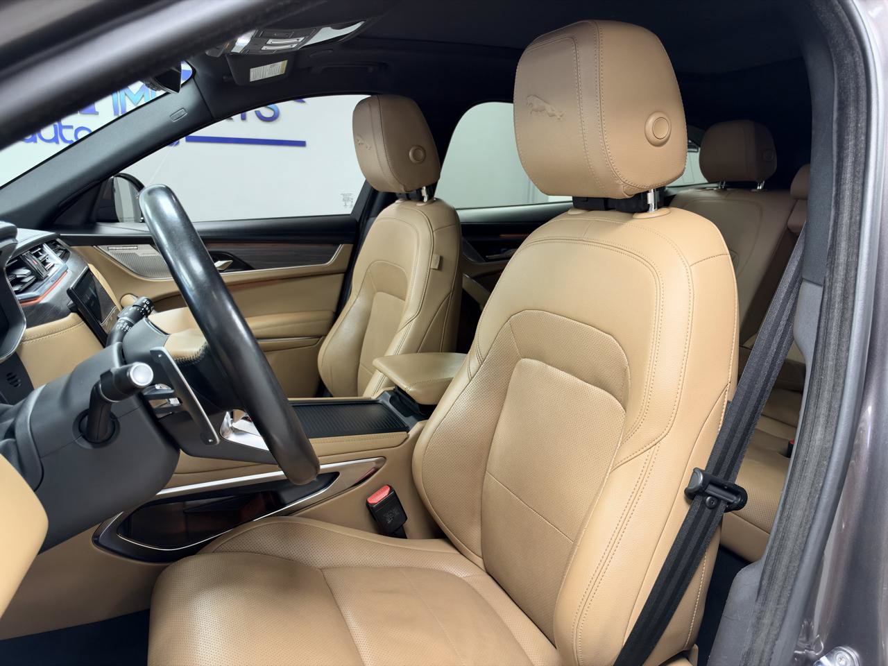 Used 2023 Jaguar F-PACE S AWD/4WD image 10