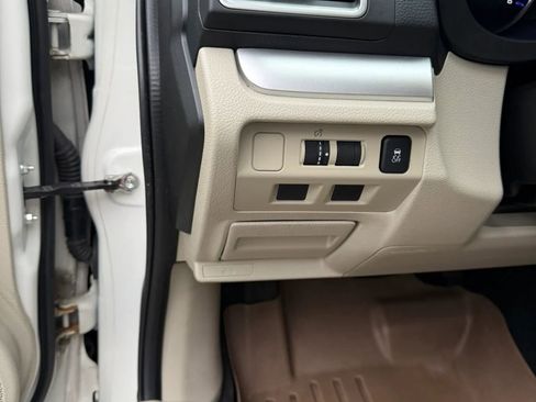 Used 2015 Subaru Crosstrek Touring image 35