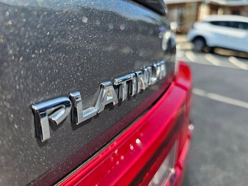 Used 2017 Nissan Maxima Platinum w/ Medallion Package image 10