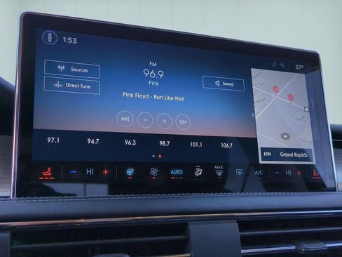 Certified 2023 Lincoln Corsair FWD w/ Equipment Group 101A image 22