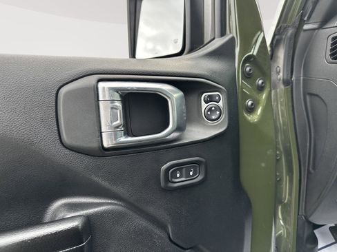 Used 2021 Jeep Wrangler Unlimited Sport AWD/4WD image 9