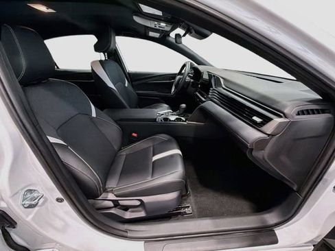 Used 2026 Toyota Camry SE FWD image 22