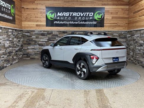 Used 2024 Hyundai Kona Limited image 7