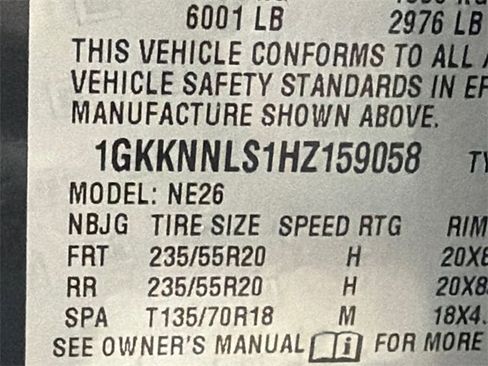 Used 2017 GMC Acadia SLT image 34