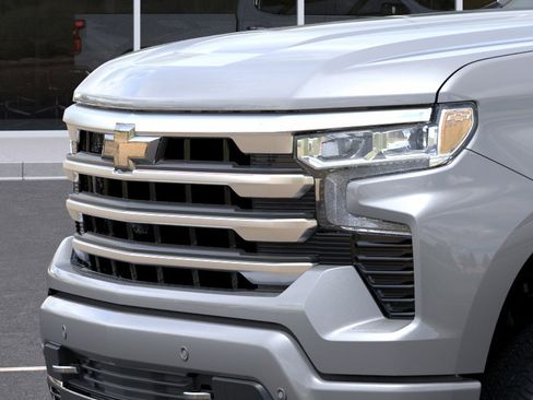 New 2026 Chevrolet Silverado 1500 High Country AWD/4WD image 13