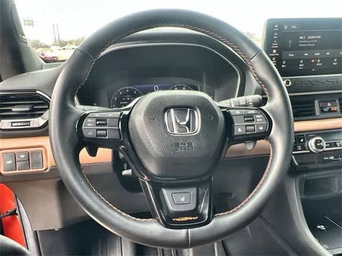 Certified 2026 Honda Passport TrailSport Elite image 17