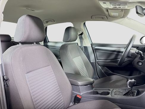 Certified 2025 Volkswagen Jetta S FWD image 29