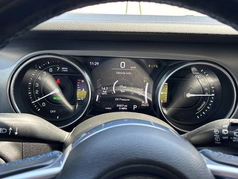 Used 2023 Jeep Wrangler Unlimited Rubicon 4xe w/ Cold Weather Group AWD/4WD image 28