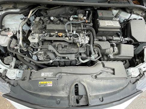 Used 2024 Toyota Corolla LE FWD image 33