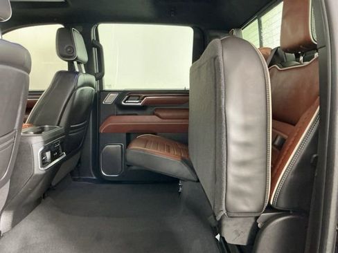 Used 2024 GMC Sierra 3500 Denali Ultimate image 31