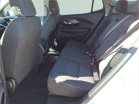 Used 2024 GMC Terrain SLE image 22
