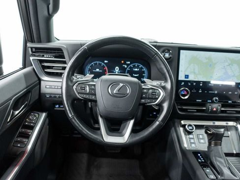 Used 2024 Lexus GX 550 AWD/4WD image 19