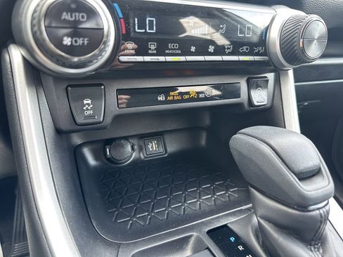 Certified 2024 Toyota RAV4 XLE AWD/4WD image 31
