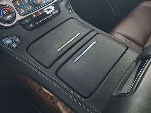 Used 2019 Chevrolet Tahoe Premier w/ Premier Plus Edition image 54