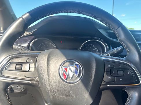 Used 2022 Buick Encore GX Select FWD image 44