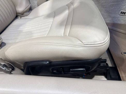 Used 2004 Chevrolet Corvette Convertible w/ Preferred Equipment Group RWD image 85