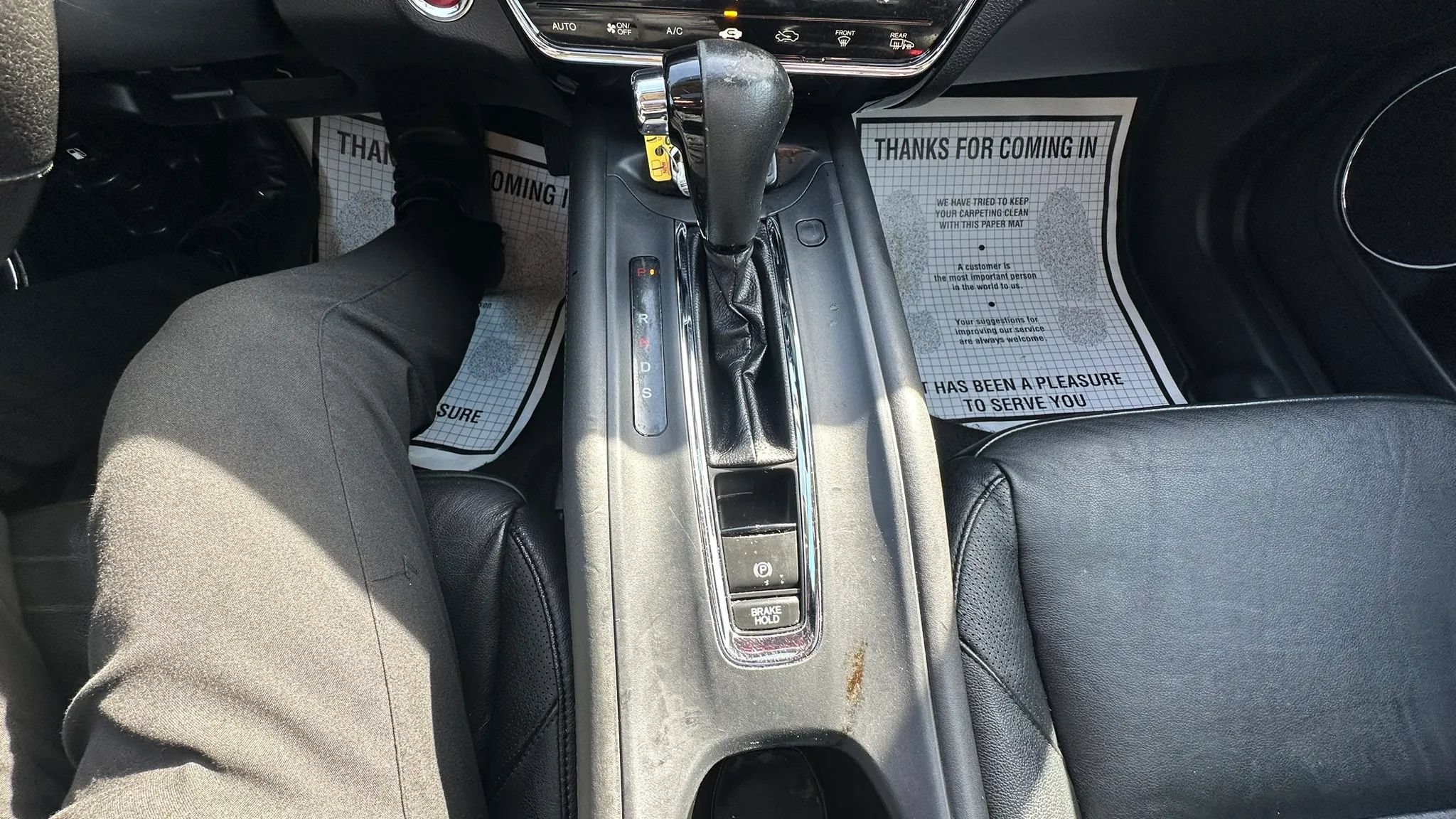 Used 2018 Honda HR-V EX-L image 17