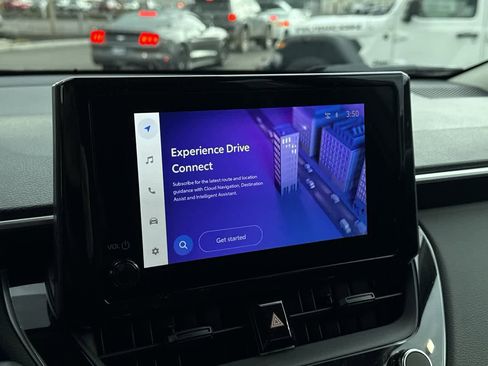 Used 2023 Toyota Corolla Cross LE image 18