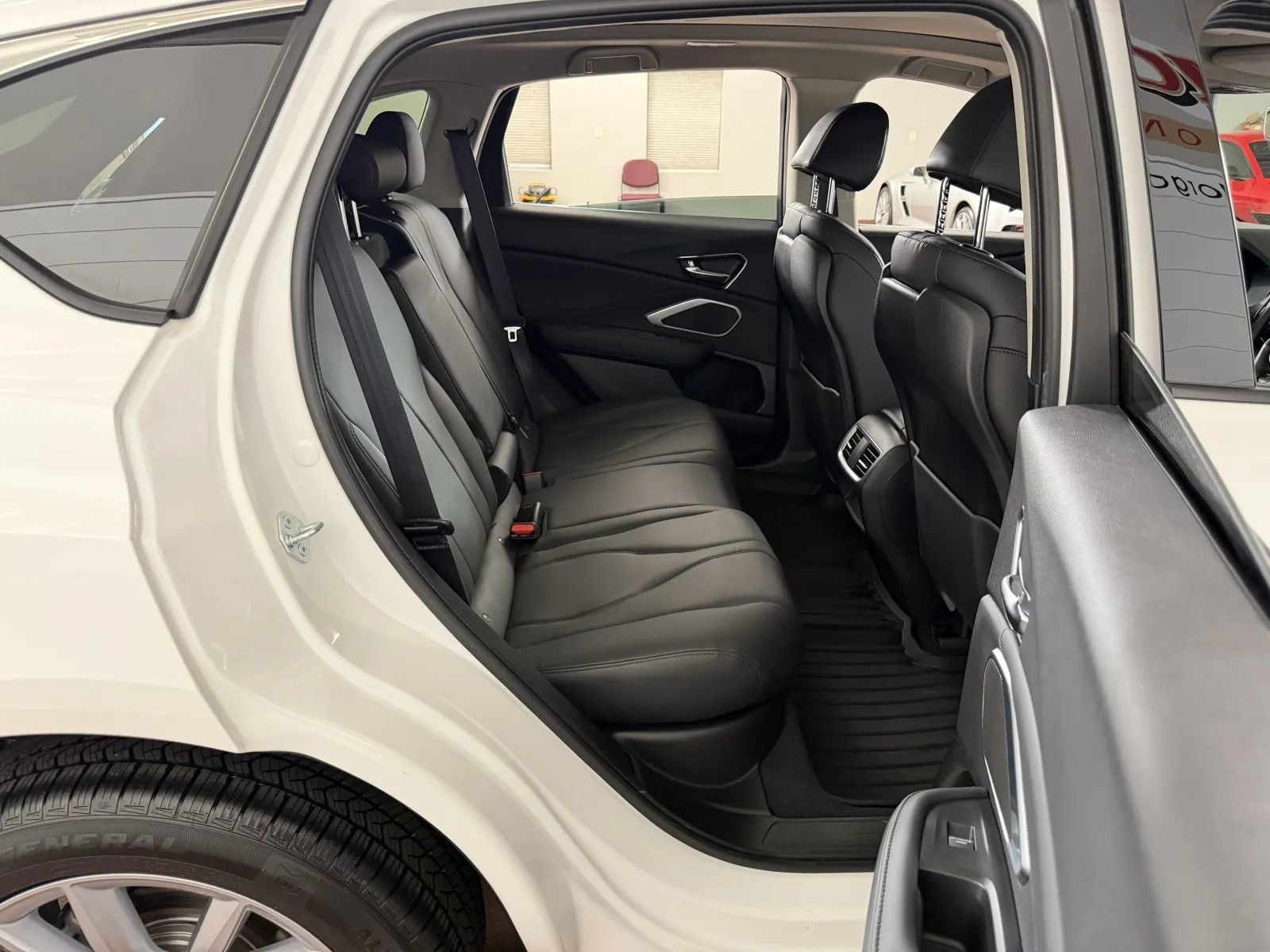 Used 2023 Acura RDX AWD image 31