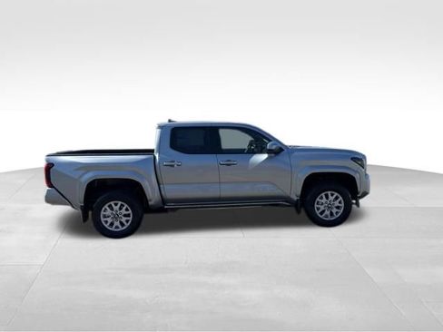 New 2026 Toyota Tacoma SR5 image 7