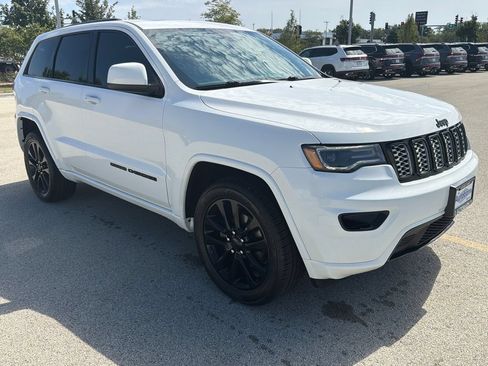 Used 2020 Jeep Grand Cherokee Altitude AWD/4WD image 1