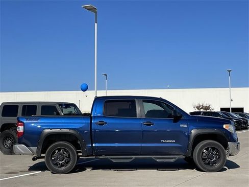 Used 2015 Toyota Tundra SR5 w/ SR5 Upgrade Package image 3