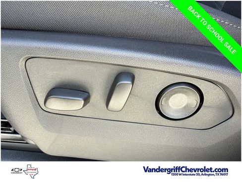 New 2026 Chevrolet Silverado 2500 Custom w/ Custom Value Package AWD/4WD image 22