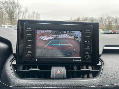 Certified 2021 Toyota RAV4 LE w/ Carpet Mat Package (TMS) image 37