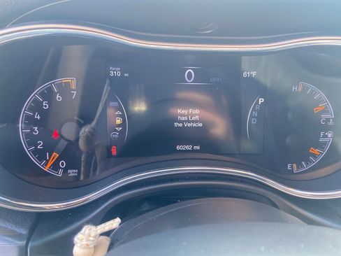 Used 2019 Jeep Grand Cherokee Laredo w/ Security & Convenience Group image 29