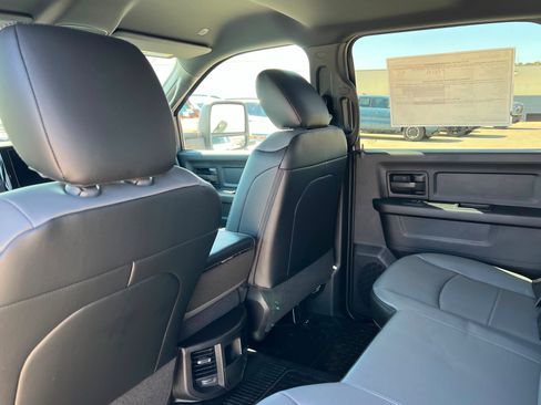 New 2026 RAM 3500 Tradesman AWD/4WD image 19