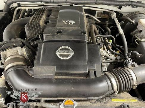 Used 2018 Nissan Frontier PRO-4X AWD/4WD image 24