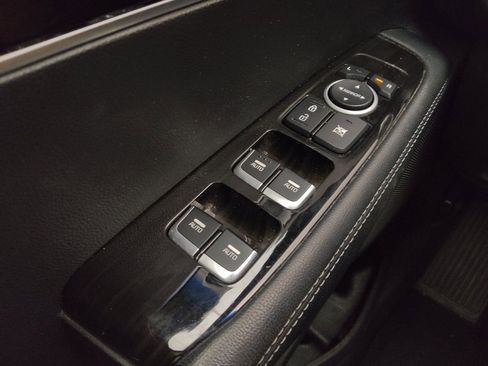 Used 2019 Kia Sorento FWD V6 image 27