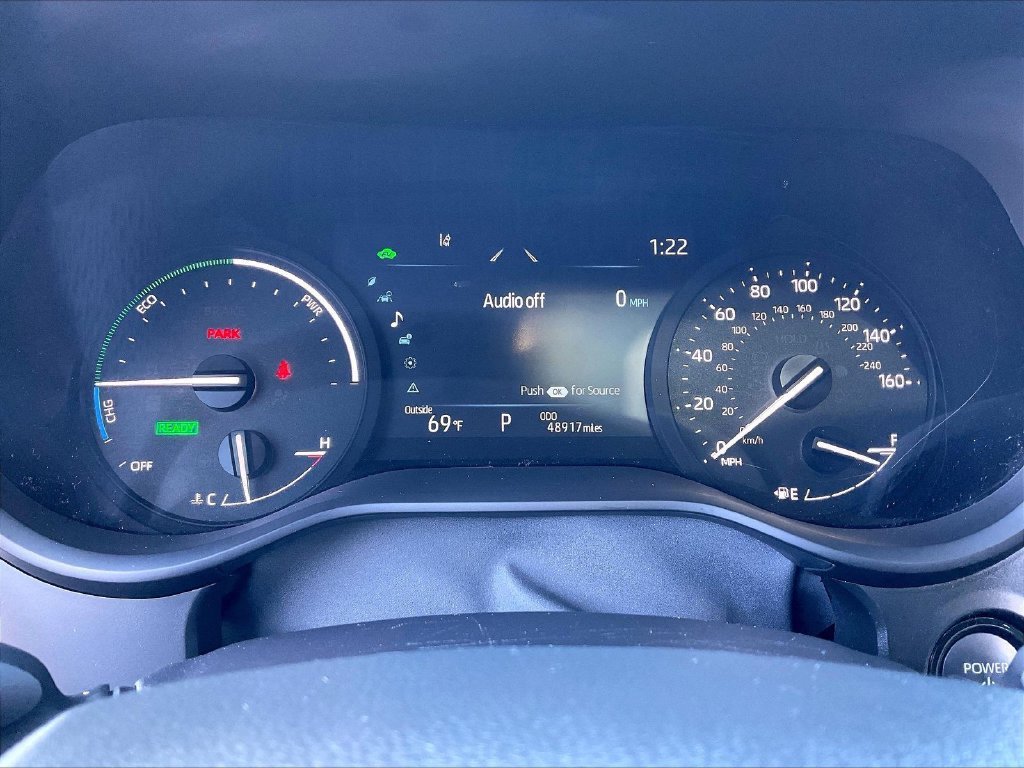 Used 2025 Toyota Sienna XLE FWD image 25