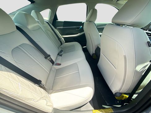 New 2026 Hyundai Sonata SE FWD image 19