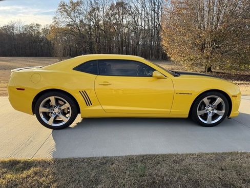 Used 2011 Chevrolet Camaro SS w/ RS Package image 8