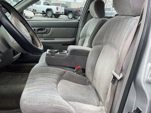 Used 2001 Buick Century Custom w/ Premium Pkg image 24