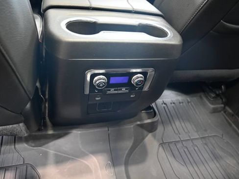 Used 2024 GMC Yukon Denali AWD/4WD image 29